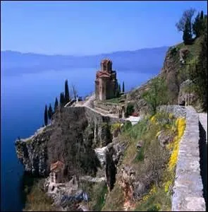 Quel est le troisime tat qui devient indpendant en 1991 ?