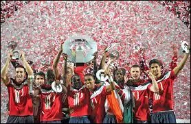 Lors de quelle saison le LOSC ralise-t-il le doubl Coupe, Championnat ?