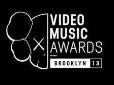 Quel(s/le/les) artiste(s) a/ont t injustement hu(e/s/es)lorsqu'il (elle/ils/elles) a/ont reu un Mtv Award ?