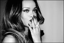 Quelle est la premire phrase de  Stay  de Rihanna ?