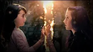 Dans quel clip d'une de ses chansons Katy Perry apparait avec une petite fille ?