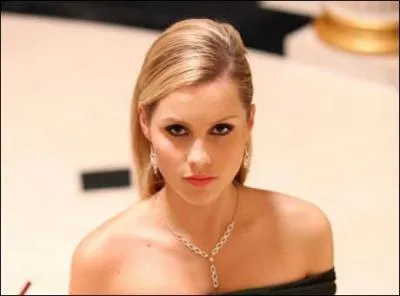 Pourquoi Rebekah veut-elle  tout prix le remde ?