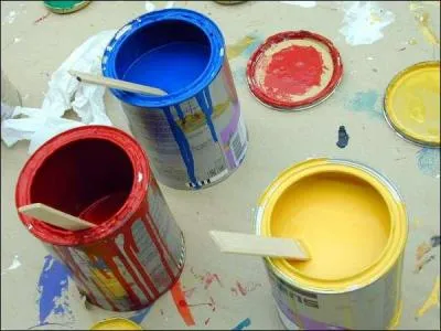 Ne tombez pas dans le pot de peinture ! Quelles sont les couleurs primaires ?