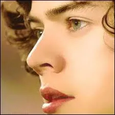 Dans Gotta Be You, de quelle couleur est le scooter d'Harry ?