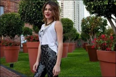 Quel ge a-t-elle en octobre 2013 ?