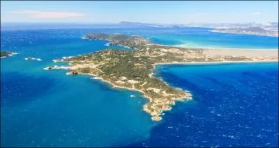 Le bateau a ... atteint