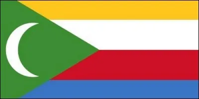 Combien y a-t-il normalement d'étoiles entre les deux pointes de la lune sur le drapeau des Comores ?