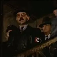 Grard Jugnot, ancien concierge devenu agent de la Gestapo, joue le rle de ...