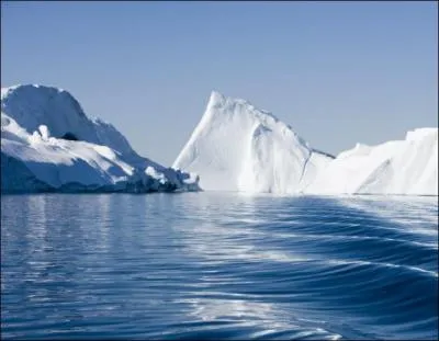 Encore un paysage de glace ! Ce sont les icebergs de _______ , _______ :