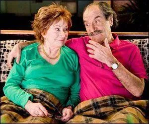 Ils forment le couple de septuagnaires de la srie tlvise  succs  Scnes de mnages . Lui, c'est Raymond, et elle c'est :