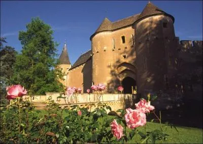 O pourrez vous voir ce chteau surnomm  Le petit Carcassonne  ?