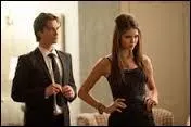 Sur cette photo, qui est a ct de Damon ?