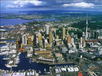 Auckland est-elle la ville la plus peuple de Nouvelle-Zlande ?