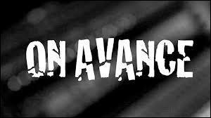 Avec quelle chanteuse doit-on avancer en silence ?