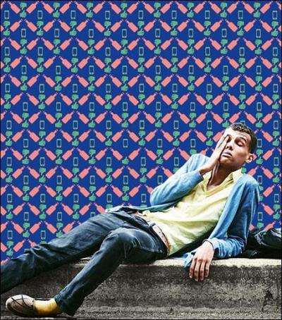 Il est poli, courtois et un peu fort bourr, mais pour les mecs comme lui, vous avez autre chose  faire, vous l'auriez vu hier, il tait ?