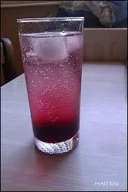 Un diabolo contient :