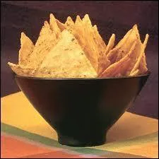 Idale pour me tremper dans le guacamole ou la sauce salsa, je suis :