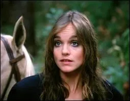 Une autre tte  claques, genre trs rebelle mais trs milliardaire quand mme, elle vit  Denver. De qui Fallon est-elle la fille ?