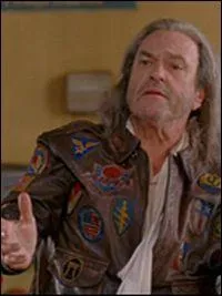 Patches O'Houlihan / Rip Torn. Cette ancienne gloire sportive devenue entraneur a de curieuses mthodes. Il balance notamment des clefs  molette sur ses sportifs !