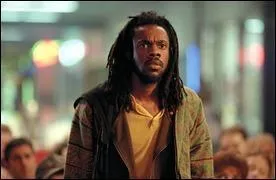 Harlan Griffith / Doug E. Doug. Animateur djant d'une mission radio locale, il est persuad d'une invasion imminente  d'aliens .