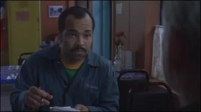 Winston / Jeffrey Wright. Cet amateur de romans policiers et de musique thiopienne ( Merci Winston ! ) se prend pour un enquteur le temps d'aider son voisin interprt par Bill Murray.