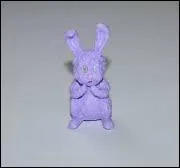 Comment s'appelle son lapin de poussire ?