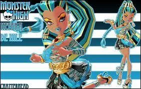 Sa couleur prfre est le ... .