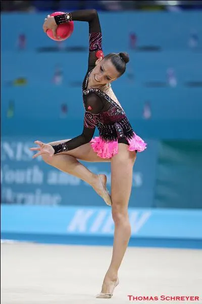 Et comment s'appelle ses entraneuses actuelles ?