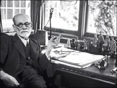 A Paris, son loisir prfr le soir tait :