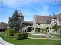 Autrefois class parmi les Plus Beaux Villages de France, Hattonchtel se situe ...