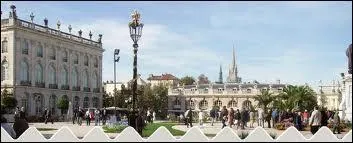 Nous sommes  Nancy. Qu'est la ville de Nancy pour le dpartement de Meurthe-et-Moselle ?