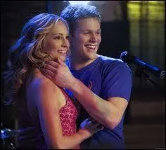 Quel couple forment Candice Accola et Zach Roerig ?