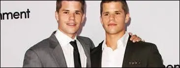 De qui les jumeaux Porter et Preston sont-ils les fils ?