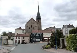 Nous sommes dans le centre de la ville de Venansault. Nous nos situons dans les Pays-de-la-Loire, dans le dpartement ...