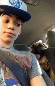 Comment s'appelle son chien ?