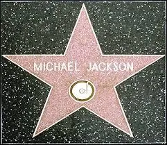 En quelle anne obtint-il son toile sur le Walk of Fame  Hollywood ?