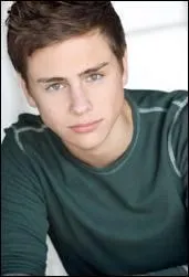 Qui est ce jeune garon ?