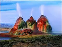 Eh oui, la visite de la rivire tant termine, nous allons passer aux geysers du ... dsert au : 