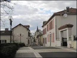 Nous sommes dans la commune Landaise de Doazit. Nous sommes donc en rgion ...