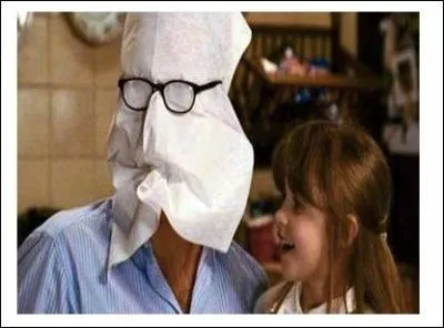 Gotant  la vie de famille, Amanda apprcie l'humour de Graham qui joue ici un personnage favori des filles, qui est ?