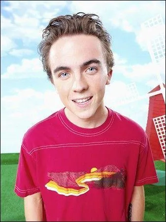 Qui est la petite amie de Malcolm dans la saisons 4 ?