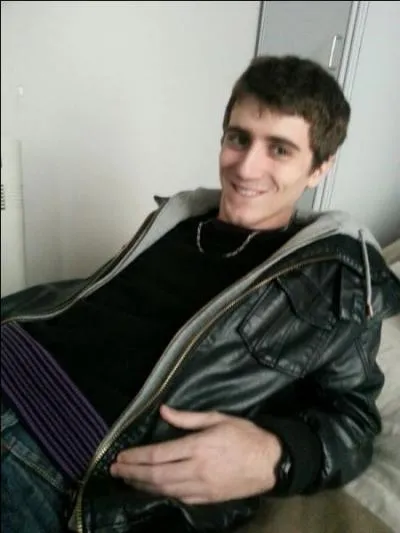 Quel est le personnage (skin) de CruxyCX sur  Sky's Kingdom  ?