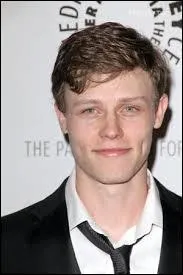 Comment s'appelle cet homme ?