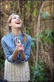 D'ailleurs, o� est-elle n�e ?