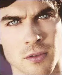 Dans  Vampire Diaries , il a d'abord t auditionn pour le rle de :