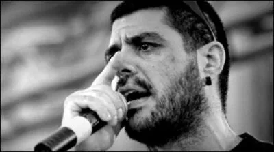 Quel pays s'est-il mobilis pour protester contre l'extrme-droite en septembre 2013 suite  l'assassinat du rappeur Killah P par un militant du parti no-nazi Aube dore ?
