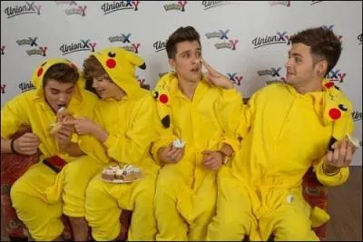 Avec qui signent-ils un contrat ?