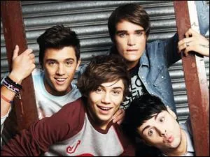 Quel est le titre de leur premier album ?