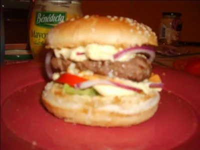 Qui a fait la recette du Vro Burger ? (attention y'a un pige)