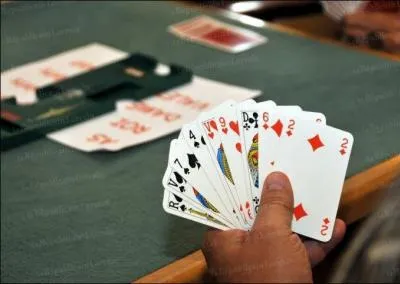Combien y a-t-il de leves au bridge ?
